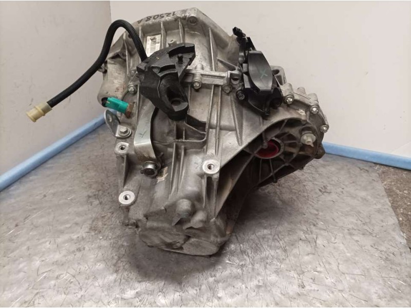Recambio de caja cambios para renault fluence expression referencia OEM IAM TL4B045 B021833 6 VELOCIDADES