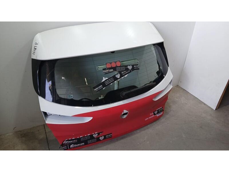 Recambio de porton trasero para renault captur ii evolution referencia OEM IAM 901003784R  