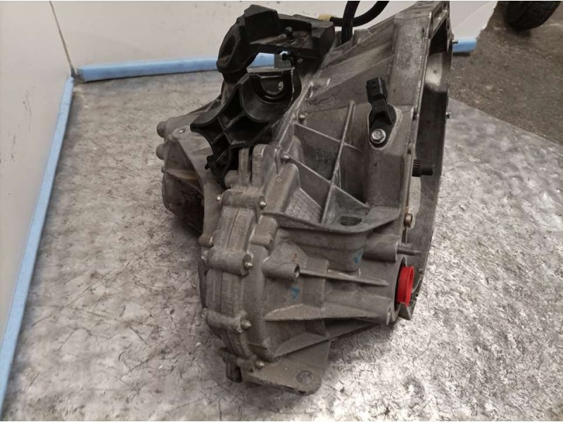 Recambio de caja cambios para renault fluence expression referencia OEM IAM TL4B045 B021833 6 VELOCIDADES