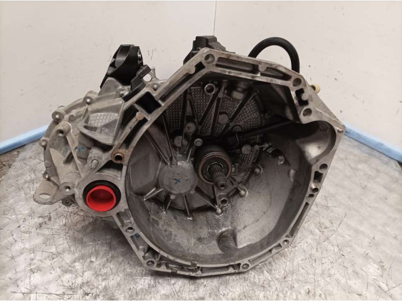 Recambio de caja cambios para renault fluence expression referencia OEM IAM TL4B045 B021833 6 VELOCIDADES