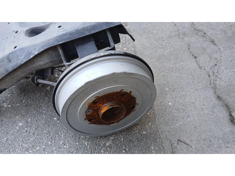 Recambio de puente trasero para renault captur ii evolution referencia OEM IAM 555019165R  TAMBOR , 5 TORNILLOS , C/ ABS