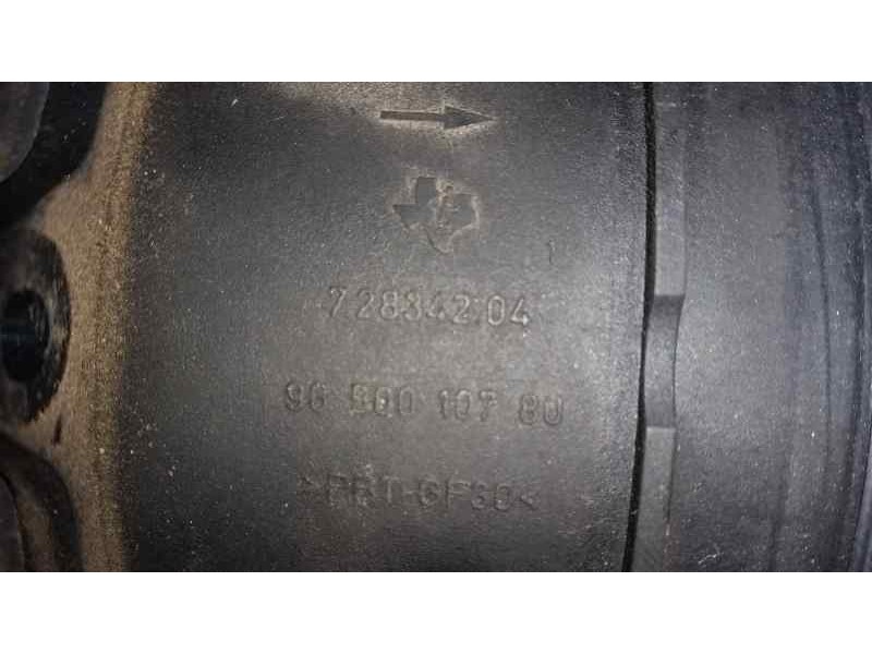 Recambio de caudalimetro para peugeot partner (s2) combi plus referencia OEM IAM 72834204 9650010780 PIERBURG