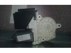 MOTOR ELEVALUNAS DELANTERO DERECHO 6Q2959801A 26 PINS 