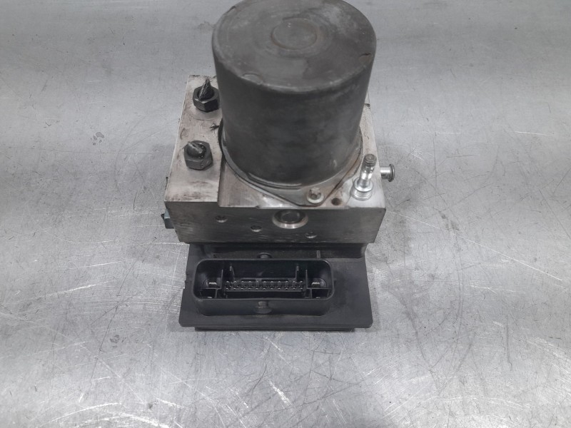 Recambio de abs para audi a6 c6 (4f2) 2.0 tdi referencia OEM IAM 0265235100 07091750606 