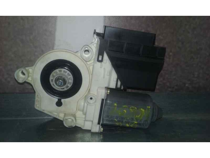 Recambio de motor elevalunas delantero derecho para seat ibiza (6l1) fresh referencia OEM IAM 6Q2959801A 26 PINS 
