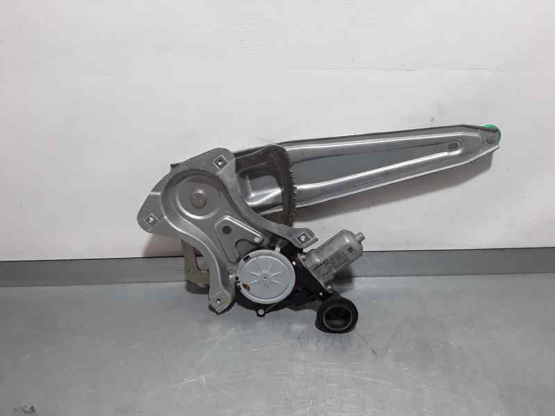 Recambio de elevalunas trasero derecho para toyota yaris active hybrid referencia OEM IAM  6 PINS ELECTRICO