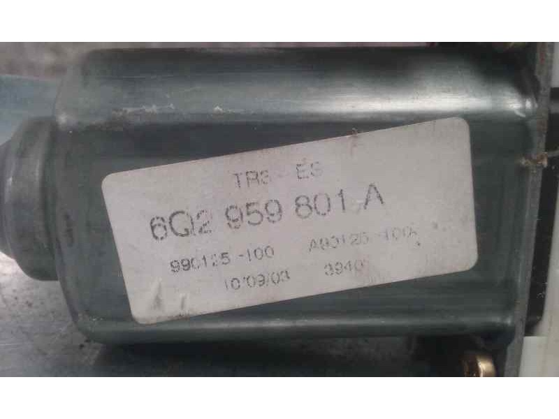 Recambio de motor elevalunas delantero derecho para seat ibiza (6l1) fresh referencia OEM IAM 6Q2959801A 26 PINS 