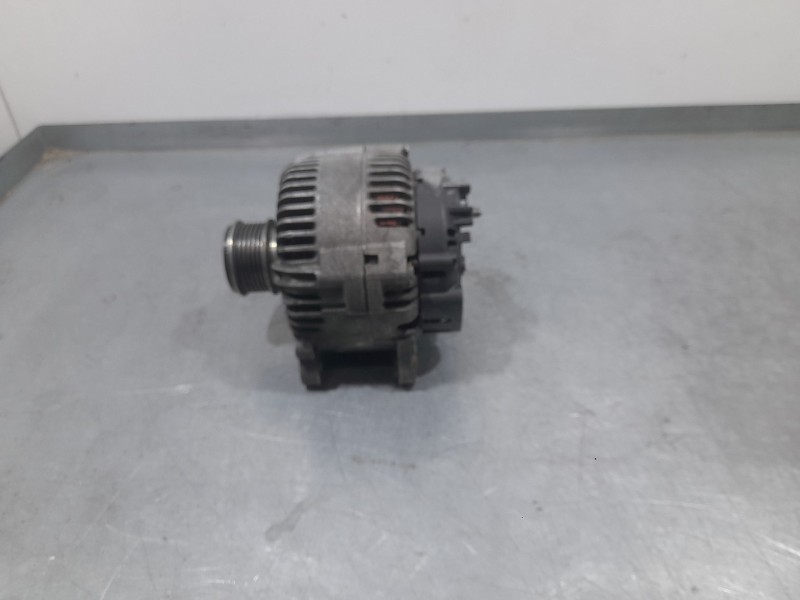 Recambio de alternador para audi a6 c6 (4f2) 2.0 tdi referencia OEM IAM 03G903016A TG17C054 VALEO