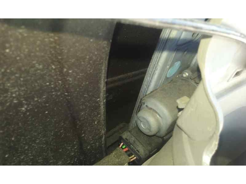 Recambio de elevalunas trasero izquierdo para renault megane ii classic berlina confort authentique referencia OEM IAM 820101092