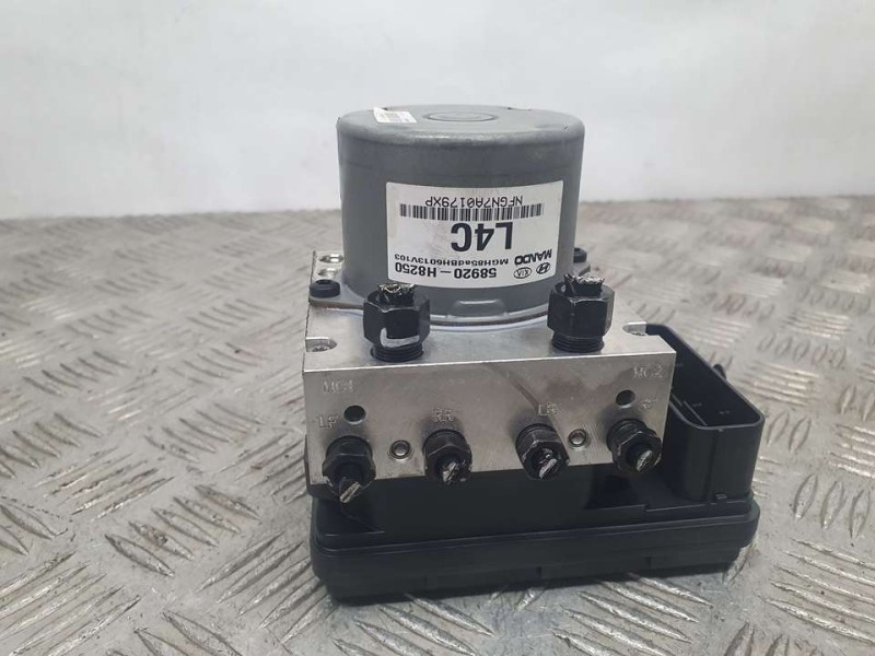Recambio de abs para kia stonic (ybcuv) business referencia OEM IAM 58920H8250  