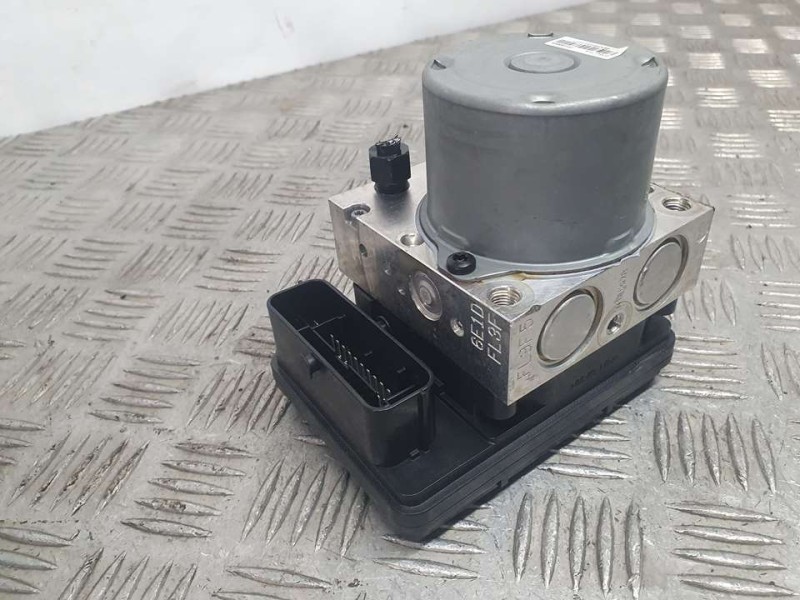 Recambio de abs para kia stonic (ybcuv) business referencia OEM IAM 58920H8250  