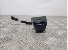 Recambio de camara vision trasera para hyundai i 20 esence referencia OEM IAM 99240Q0000  MOBIS