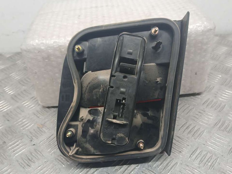 Recambio de piloto trasero izquierdo para volvo s70 berlina 2.0 referencia OEM IAM 9151633  INTERIOR TOCADO
