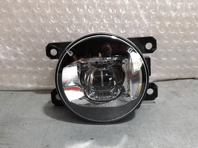 Recambio de faro antiniebla derecho para jeep renegade longitude 4x2 referencia OEM IAM 89251121 52088648 LED