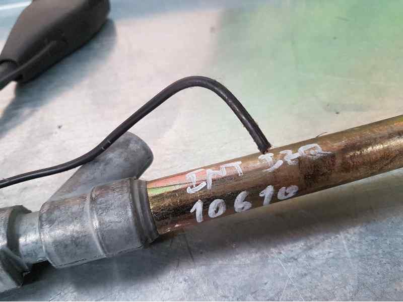 Recambio de pretensor airbag izquierdo para renault megane ii classic berlina confort authentique referencia OEM IAM  INTERIOR C