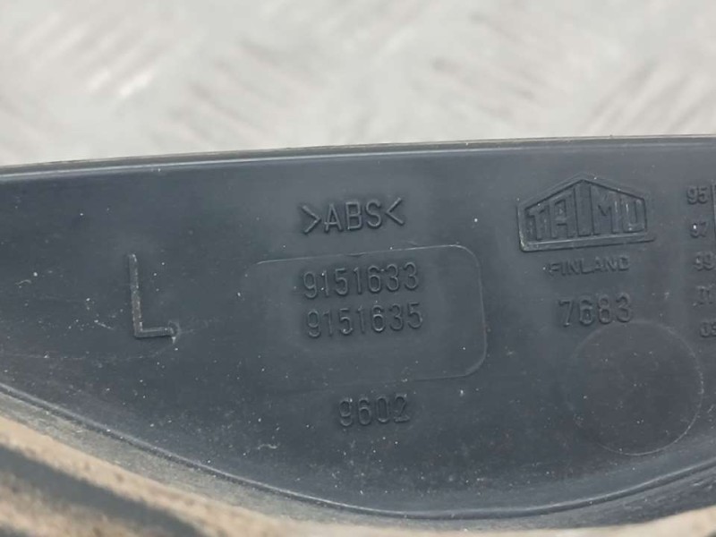 Recambio de piloto trasero izquierdo para volvo s70 berlina 2.0 referencia OEM IAM 9151633  INTERIOR TOCADO