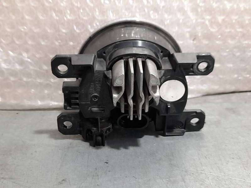 Recambio de faro antiniebla derecho para jeep renegade longitude 4x2 referencia OEM IAM 89251121 52088648 LED