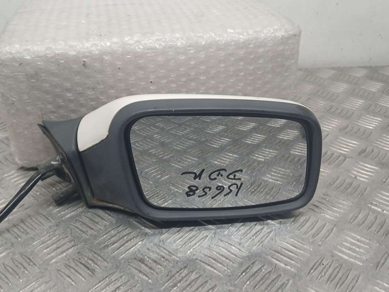 Recambio de retrovisor derecho para volvo s70 berlina 2.0 referencia OEM IAM 8626851  ELECTRICO TOCADO