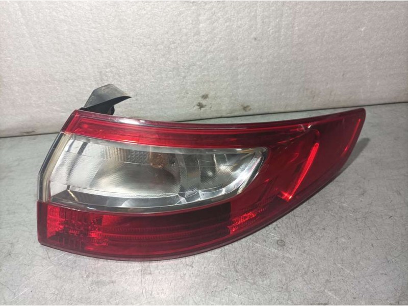 Recambio de piloto trasero derecho para renault fluence expression referencia OEM IAM 265500016R  EXTERIOR