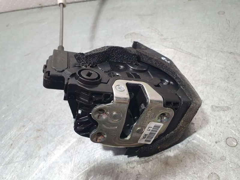 Recambio de cerradura puerta trasera derecha para kia stonic (ybcuv) business referencia OEM IAM 81420H8010  4 PINES