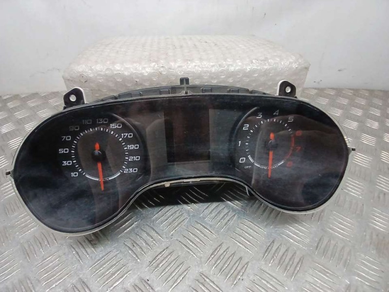 Recambio de cuadro instrumentos para fiat tipo ii (357) berlina easy referencia OEM IAM 521015240 A217819102 