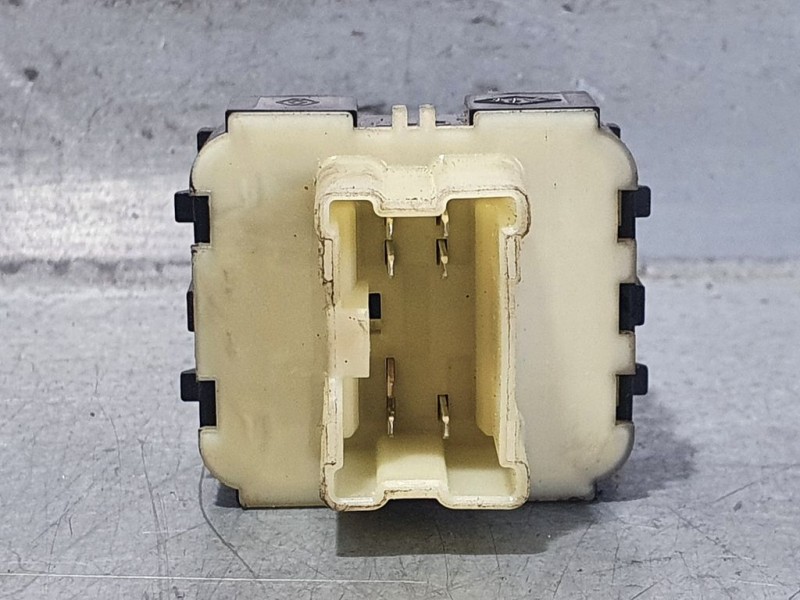 Recambio de mando elevalunas delantero izquierdo para renault clio iv limited referencia OEM IAM 254118722R  