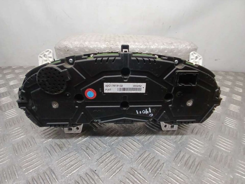 Recambio de cuadro instrumentos para fiat tipo ii (357) berlina easy referencia OEM IAM 521015240 A217819102 