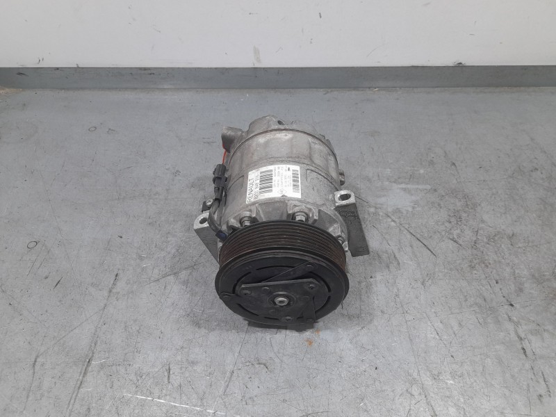 Recambio de compresor aire acondicionado para fiat talento furgoneta (296_) 1.6 d referencia OEM IAM 8200848916B  