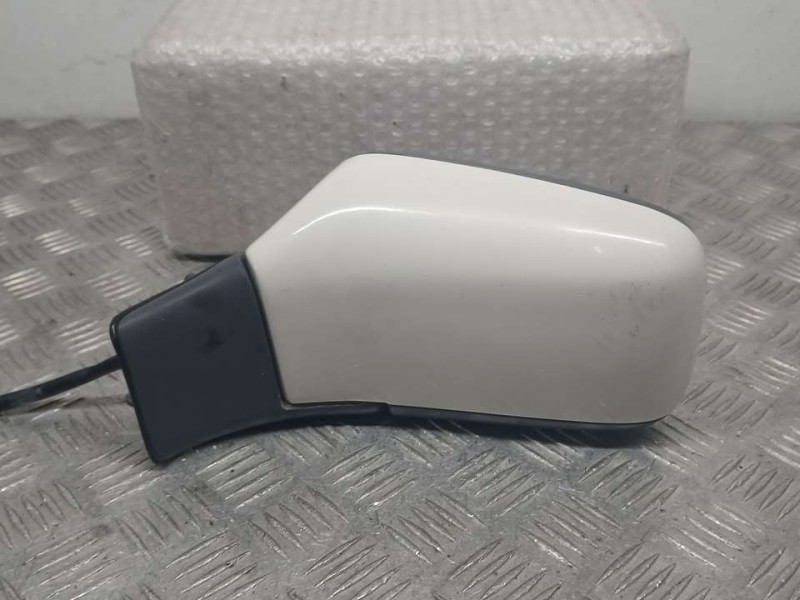 Recambio de retrovisor izquierdo para volvo s70 berlina 2.0 referencia OEM IAM 8626852  ELECTRICO 5 CABLES