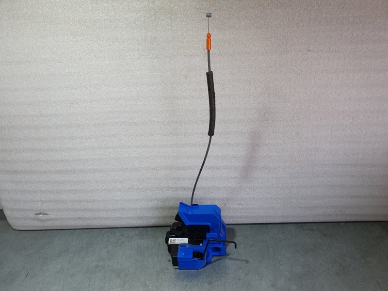 Recambio de cerradura puerta delantera izquierda para hyundai i 20 esence referencia OEM IAM 81310Q0000  4 PINES