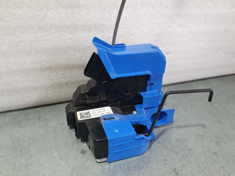 Recambio de cerradura puerta delantera izquierda para hyundai i 20 esence referencia OEM IAM 81310Q0000  4 PINES