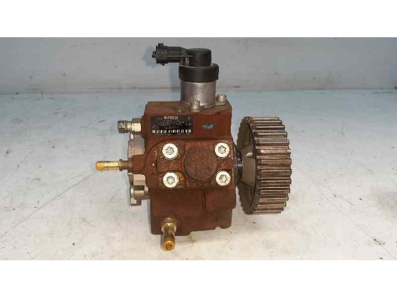 Recambio de bomba alta presion para ford focus lim. (cb4) 1.6 tdci cat referencia OEM IAM 0445010102 9656300380A BOSCH