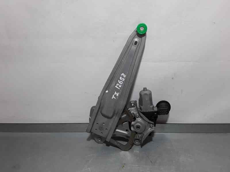 Recambio de elevalunas trasero izquierdo para toyota yaris active hybrid referencia OEM IAM  6 PINS ELECTRICO