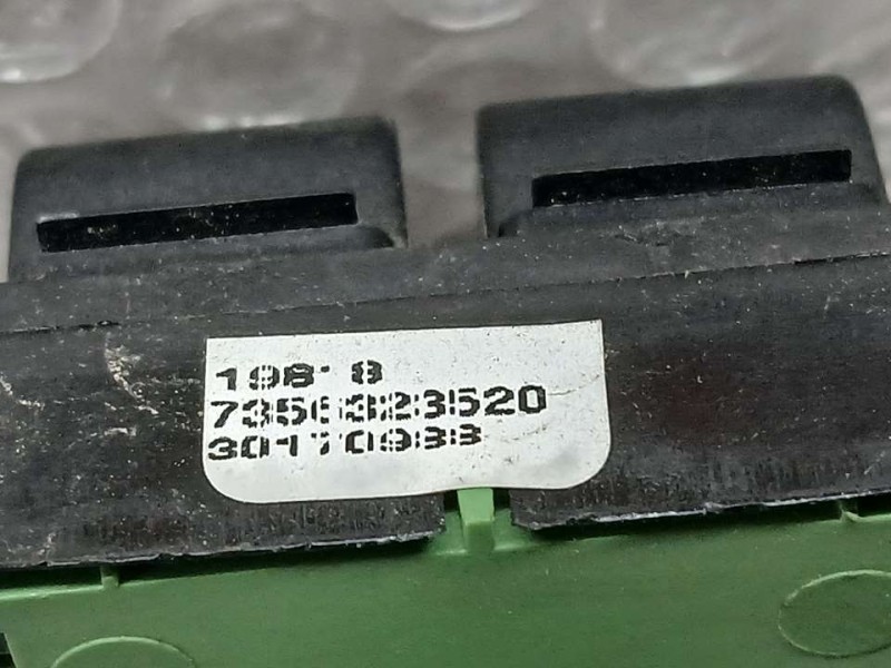 Recambio de mando elevalunas delantero izquierdo para fiat tipo ii (357) berlina easy referencia OEM IAM 7356323520  