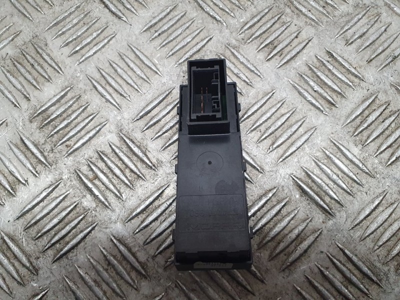 Recambio de mando elevalunas trasero izquierdo para fiat tipo ii (357) berlina easy referencia OEM IAM 07356546670  