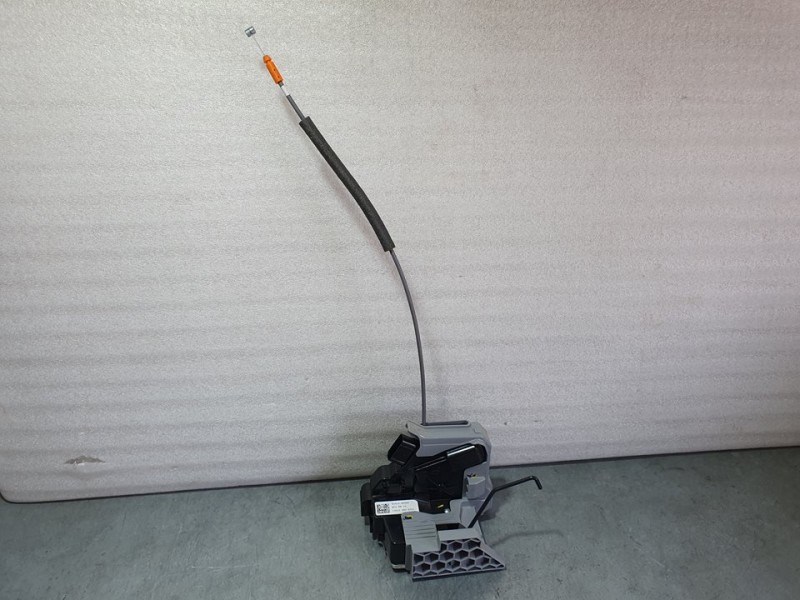 Recambio de cerradura puerta trasera izquierda para hyundai i 20 esence referencia OEM IAM 81410Q0000  4 PINES