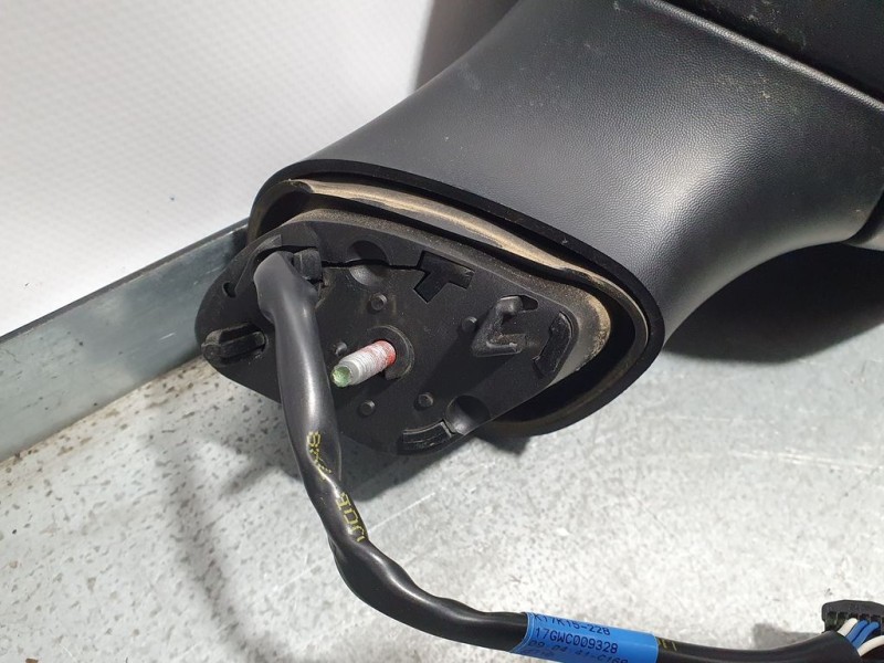 Recambio de retrovisor derecho para renault clio iv limited referencia OEM IAM 963012959R  ELECTRICO 9 CABLES FALTA CRISTAL PILO