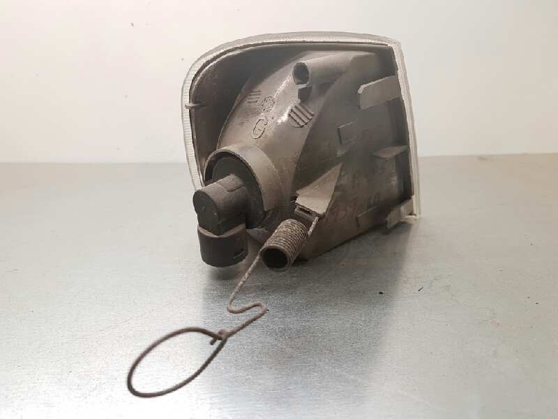 Recambio de piloto delantero izquierdo para peugeot 405 berlina 1.8 turbodiesel referencia OEM IAM   