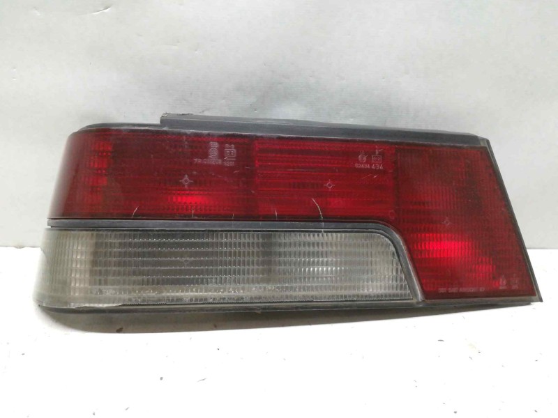 Recambio de piloto trasero izquierdo para peugeot 405 berlina 1.8 turbodiesel referencia OEM IAM   TOCADO