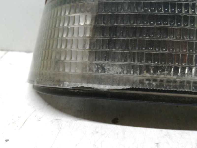 Recambio de piloto trasero izquierdo para peugeot 405 berlina 1.8 turbodiesel referencia OEM IAM   TOCADO