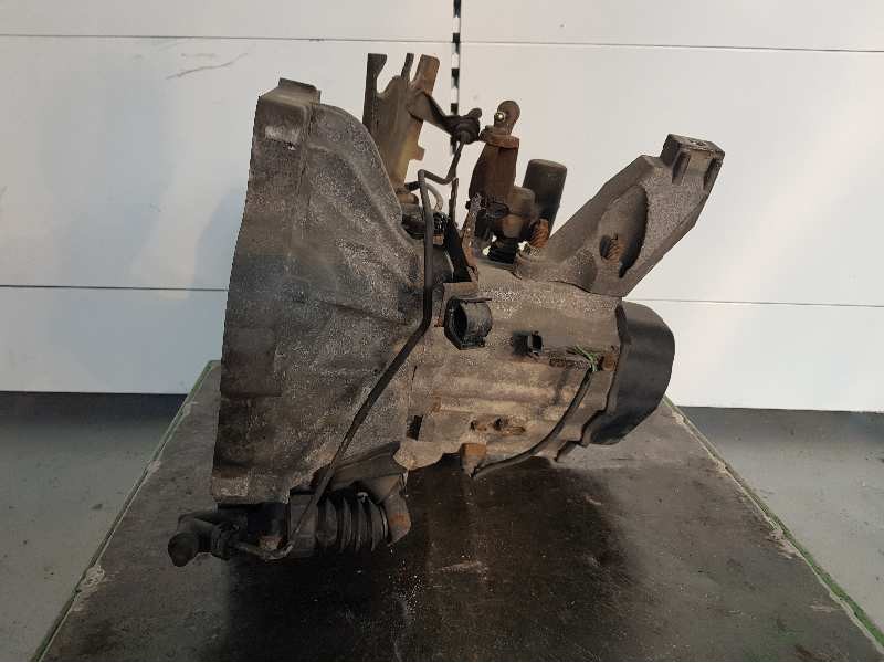 Recambio de caja cambios para mazda 3 berlina (bk) 1.6 vvt active+ referencia OEM IAM FC021710X  5VELOCIDADES