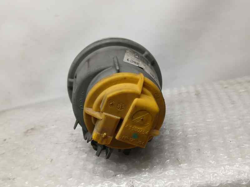 Recambio de faro antiniebla izquierdo para citroën xsara berlina premier referencia OEM IAM 9648947780  