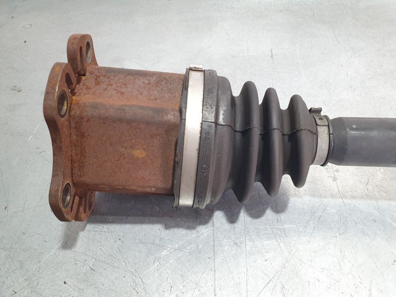 Recambio de transmision delantera izquierda para seat exeo berlina (3r2) style referencia OEM IAM 8E0407272AT 8150151484456 GWM