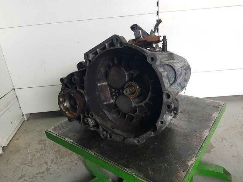 Recambio de caja cambios para volkswagen touran (1t2) traveller referencia OEM IAM KXD 23098 