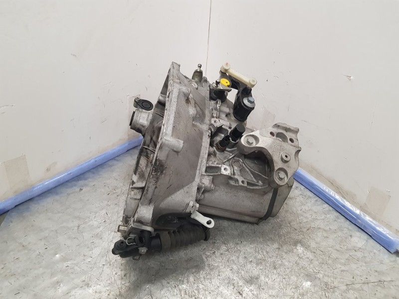 Recambio de caja cambios para citroën c-elysée feel referencia OEM IAM 20CR15 1374426 5VELOCIDADES