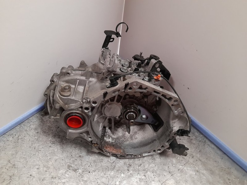 Recambio de caja cambios para hyundai i30 (gd) essence referencia OEM IAM ZG12FJ 128562 TOCADA 6VELOCIDADES