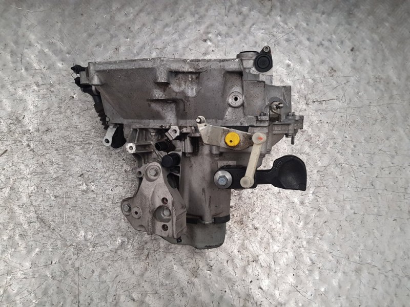 Recambio de caja cambios para citroën c-elysée feel referencia OEM IAM 20CR15 1374426 5VELOCIDADES