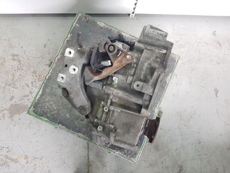 Recambio de caja cambios para volkswagen touran (1t2) traveller referencia OEM IAM KXD 23098 