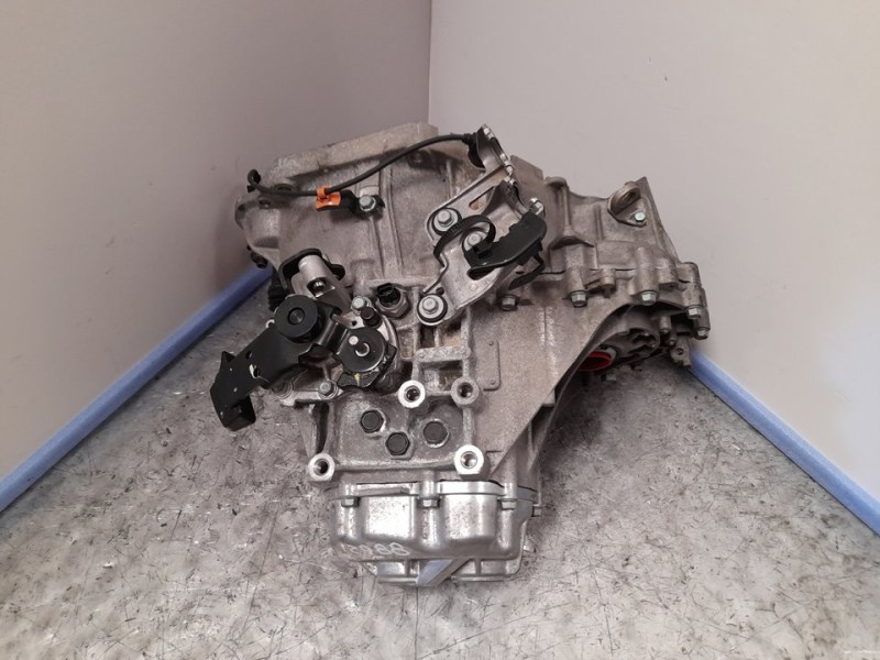 Recambio de caja cambios para hyundai i30 (gd) essence referencia OEM IAM ZG12FJ 128562 TOCADA 6VELOCIDADES