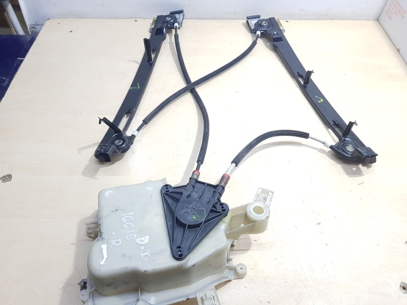 Recambio de elevalunas delantero izquierdo para seat altea xl (5p5, 5p8) 2.0 tdi referencia OEM IAM 5P0837461  